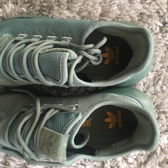 Adidas - Picture 2 of 6